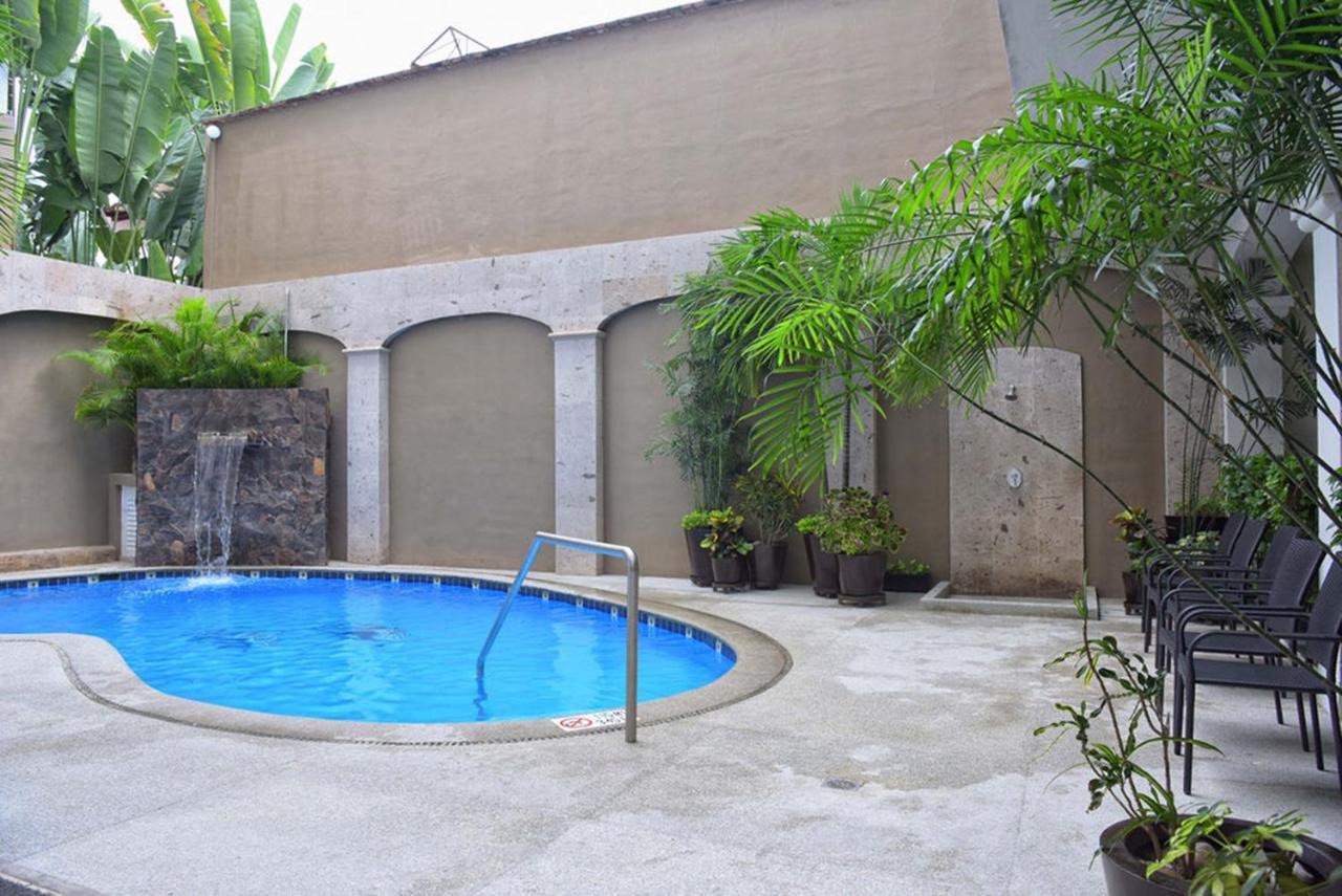 Hotel Eloisa Puerto Vallarta Luaran gambar