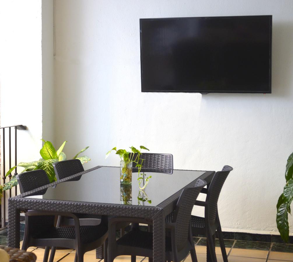 Hotel Eloisa Puerto Vallarta Luaran gambar